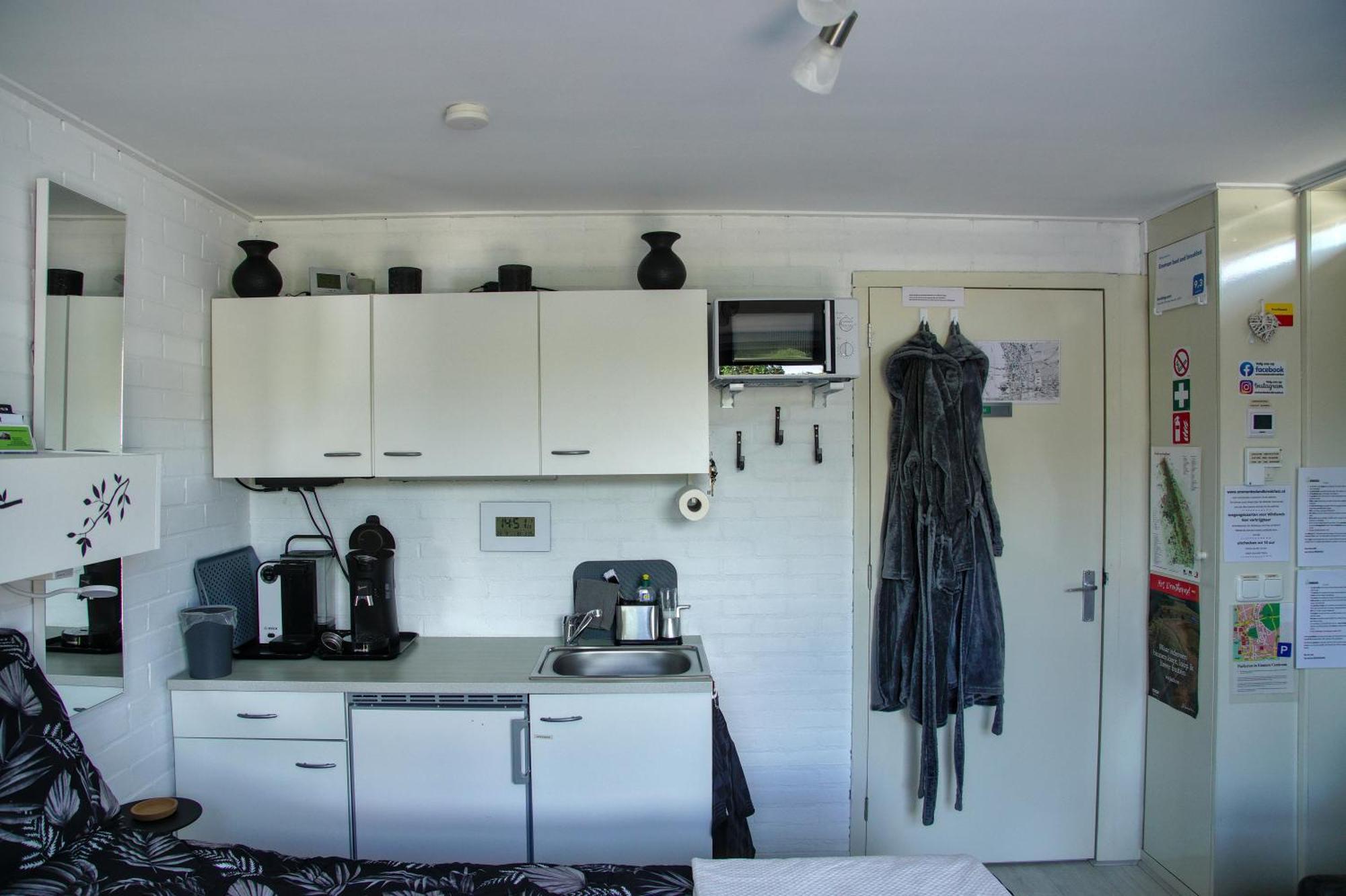 Emmen Bed And Breakfast Exterior foto